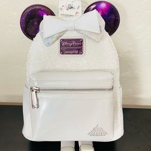 *READ* NWT Disney parks Minnie space mountain Loungefly mini backpack with flaws